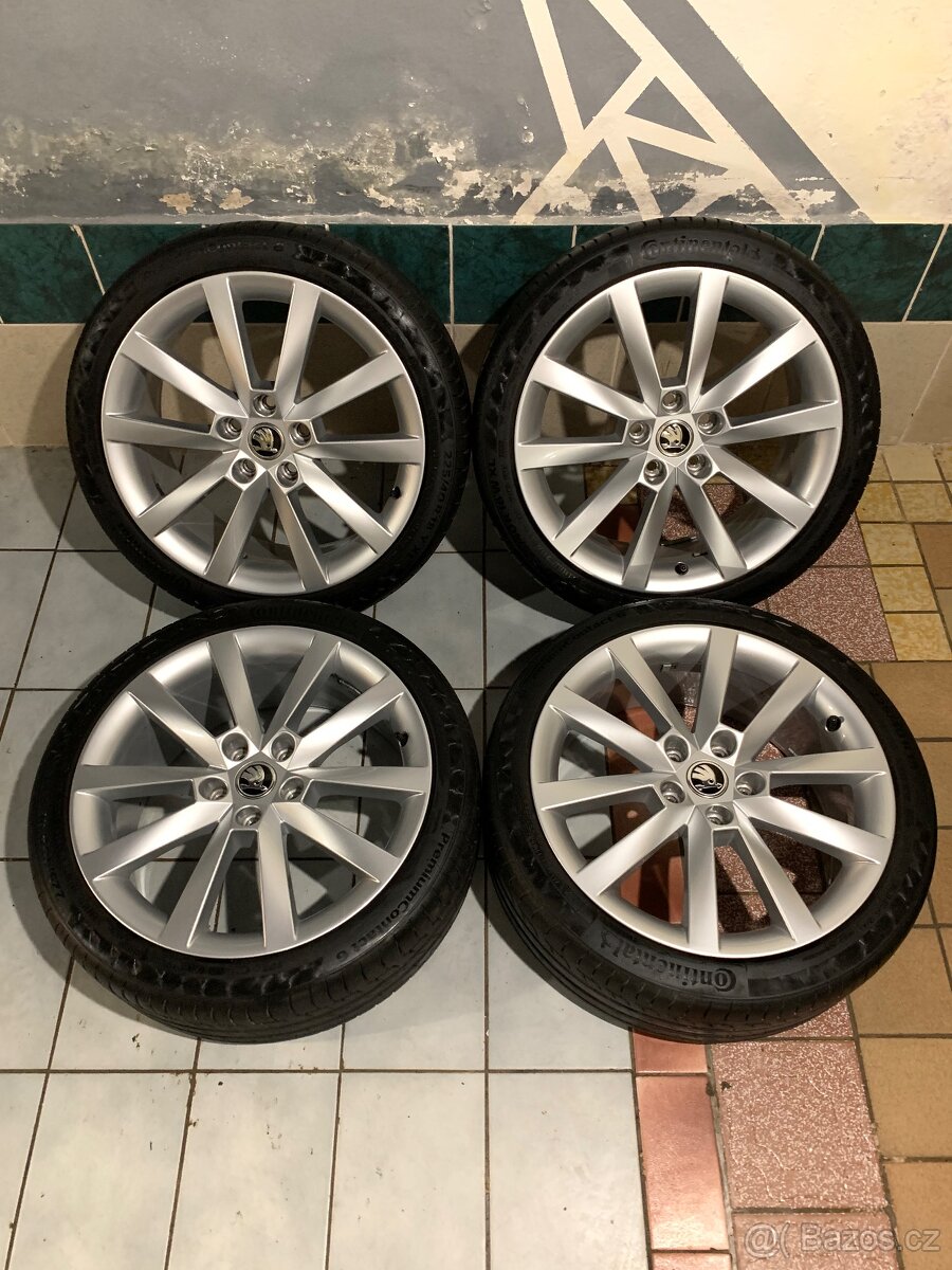 Alu kola Škoda R18 5X112 LETNÍ PNEU 225/40 R18 STAV NOVÝCH