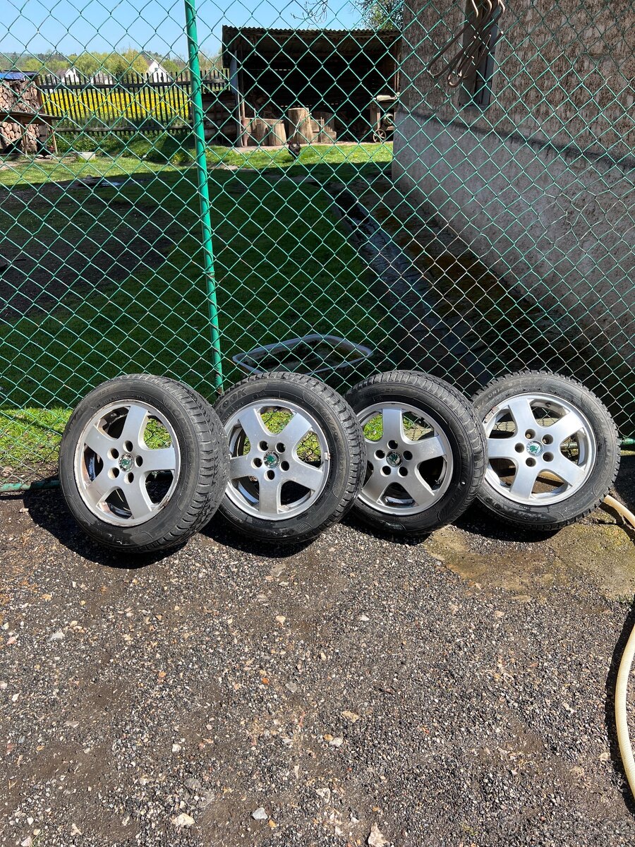 Originál Alu kola Škoda Fabia, letní pneu 185/60 R14