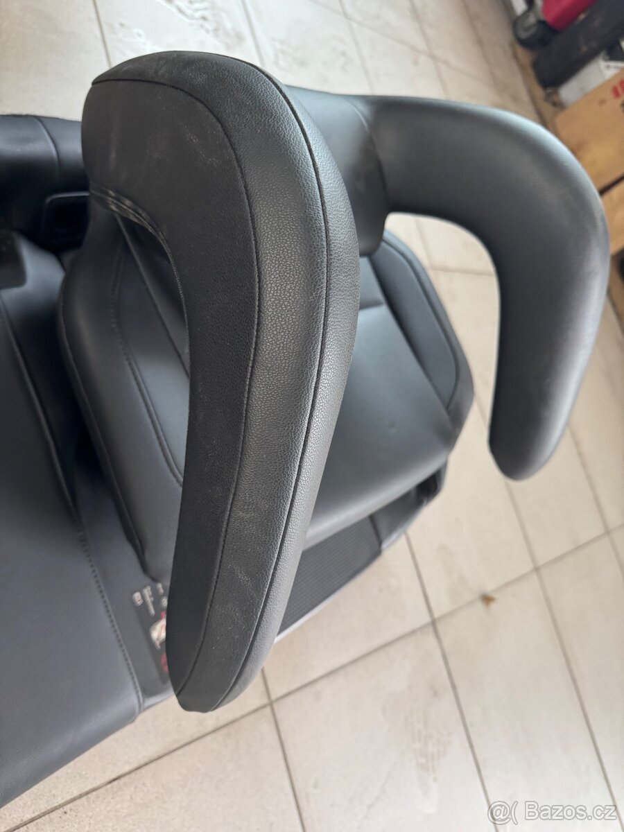 Opěrky hlavy pro děti pro vozy Volkswagen