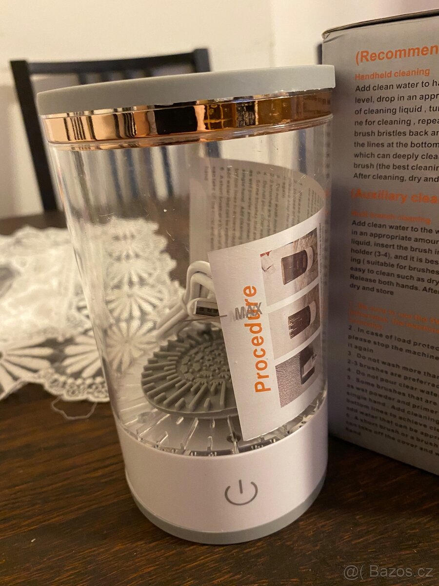 Automatický elektrický čistič štětců na make-up A-Plus A001