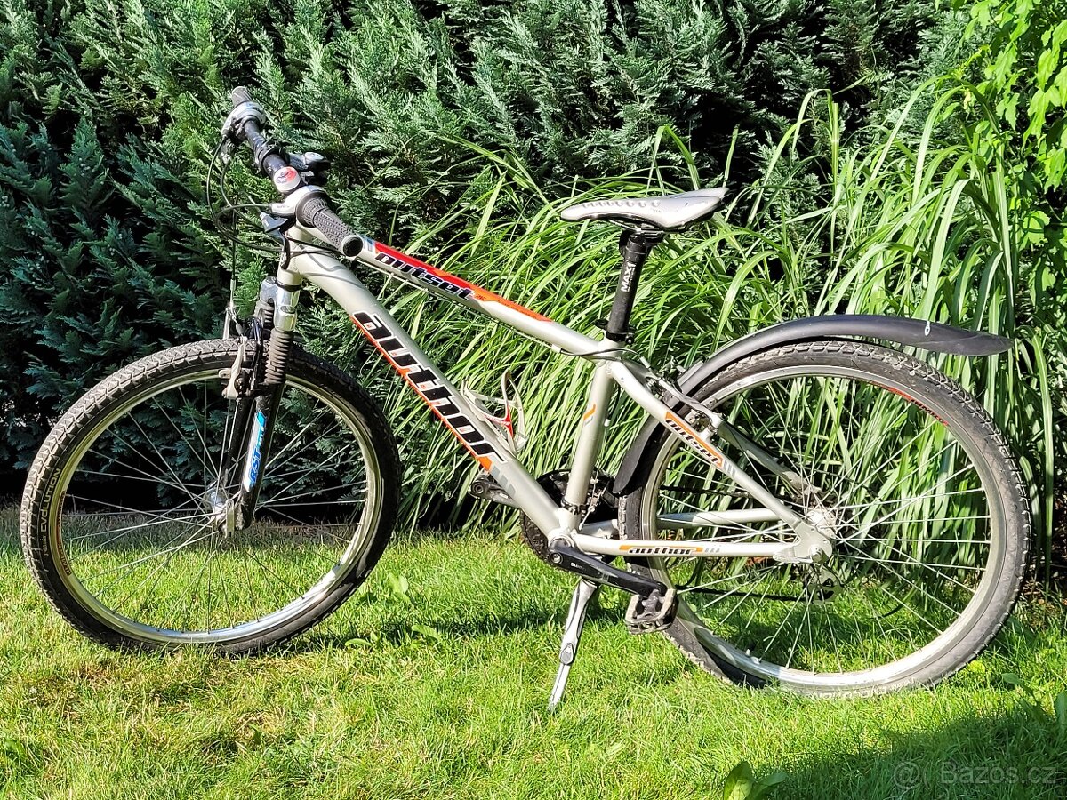 Kolo Author Outset 26"