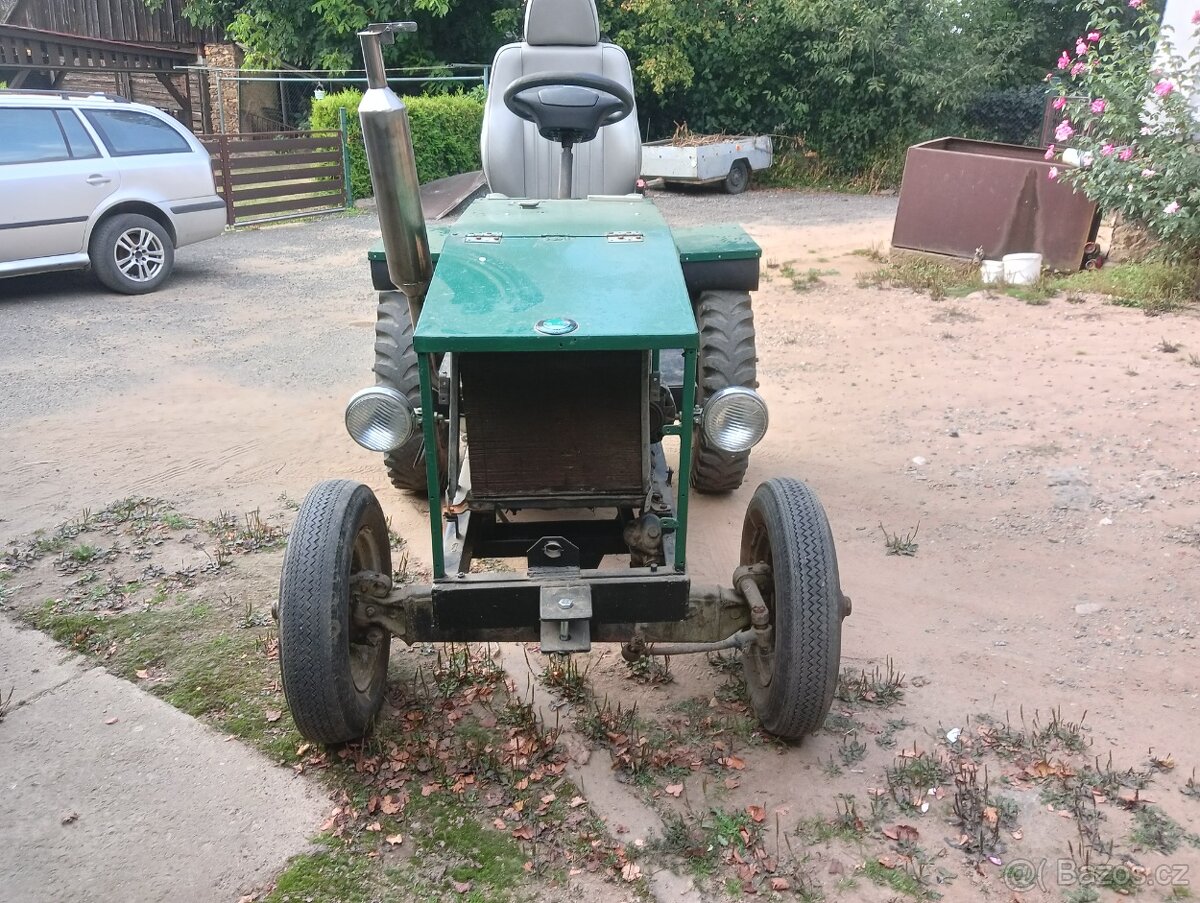 Prodám 2 malotraktor