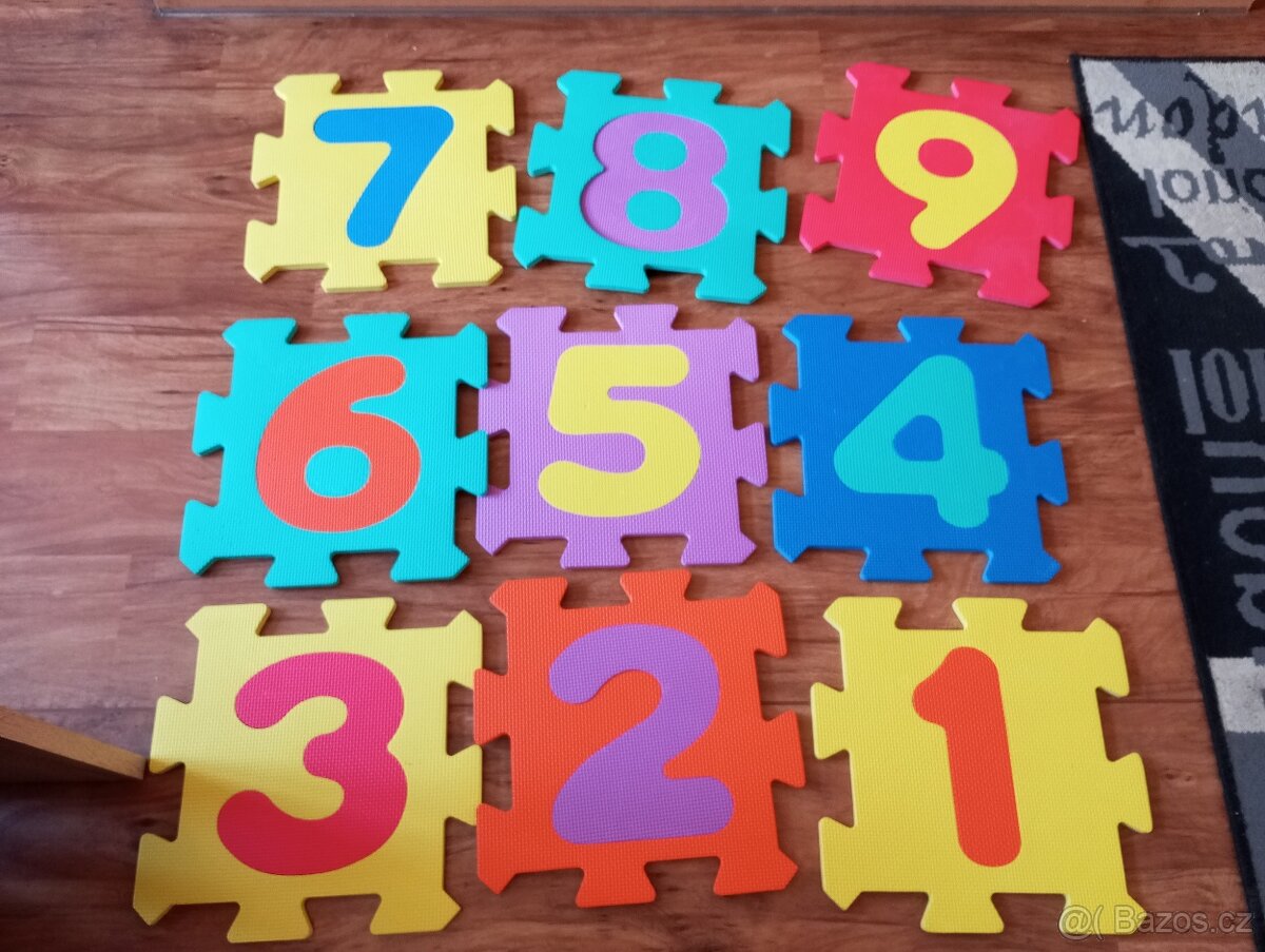 Pěnové puzzle
