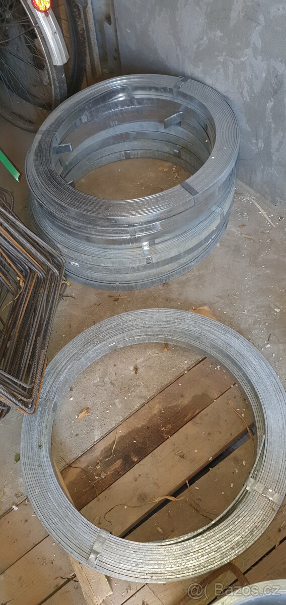 Zemníci pás 30x4 25kg 26m