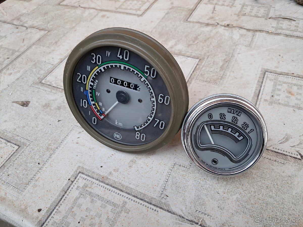 Budíky Praga V3S