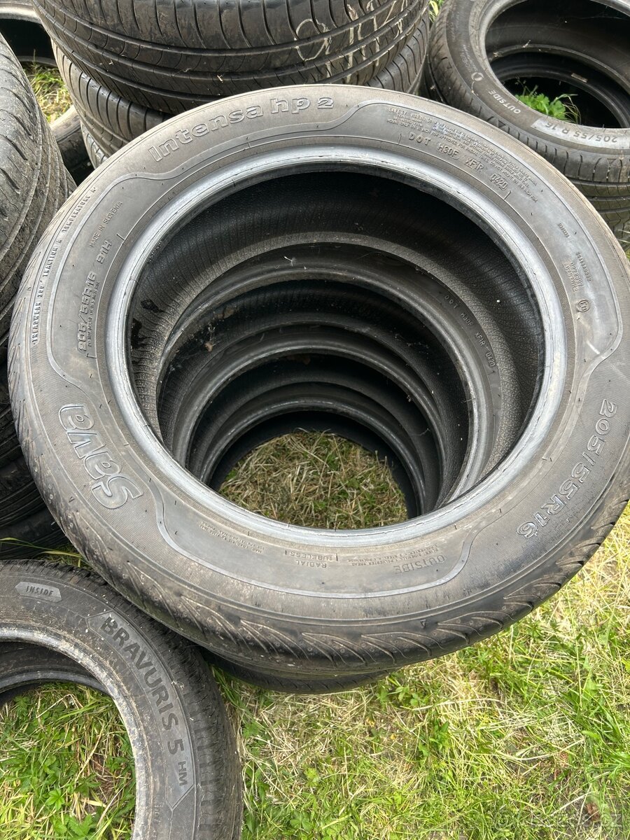 Prodám 4x letní pneu Sava 205/55R16