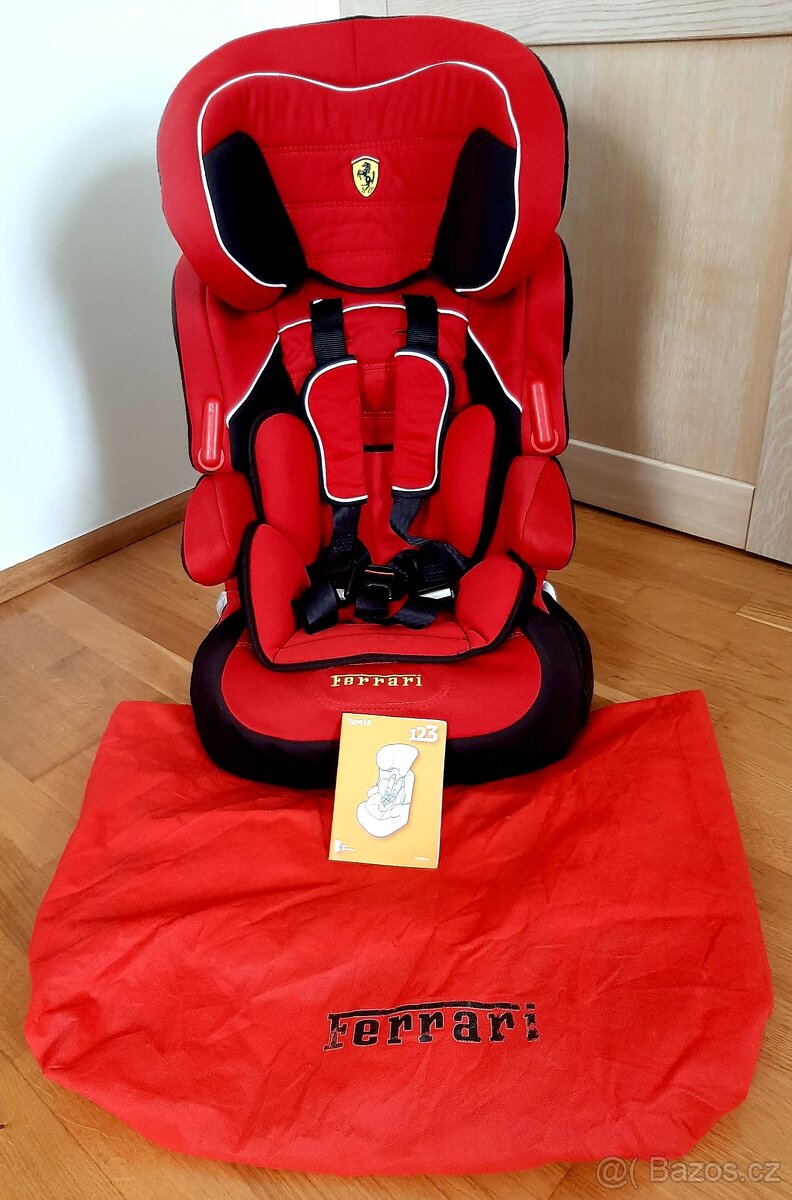 Dětská autosedačka..