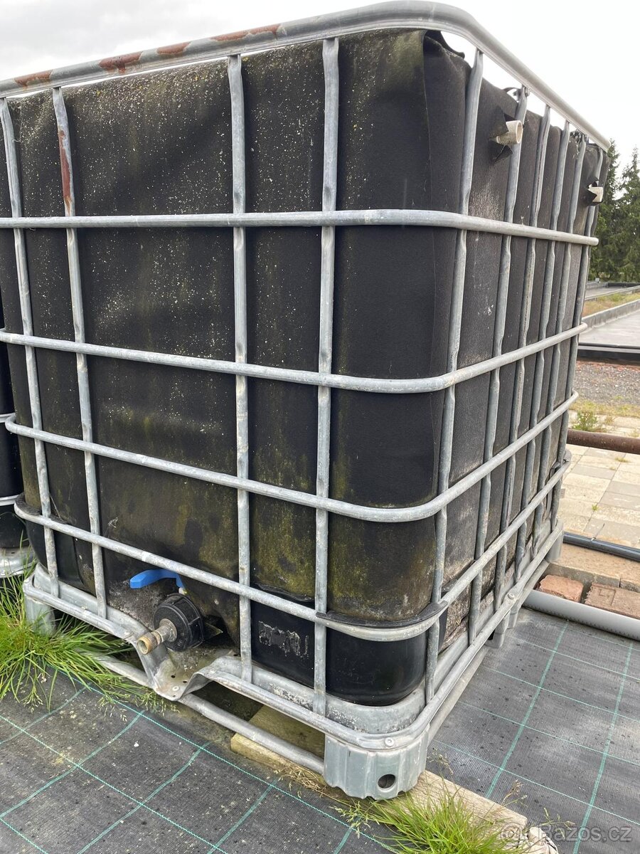 IBC KONTEJNER 1 000 l po užitkové vodě
