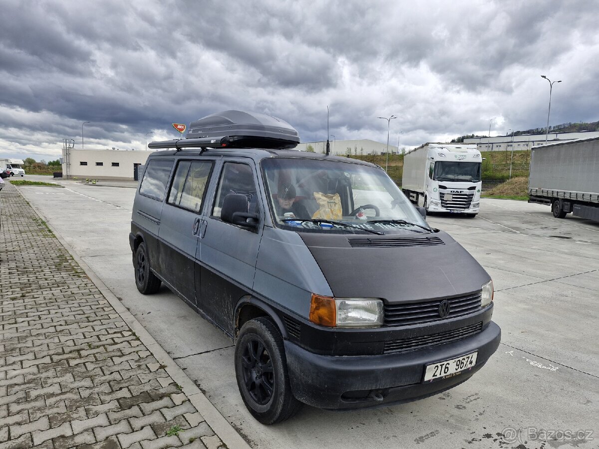 Obytný Vw transporter T4
