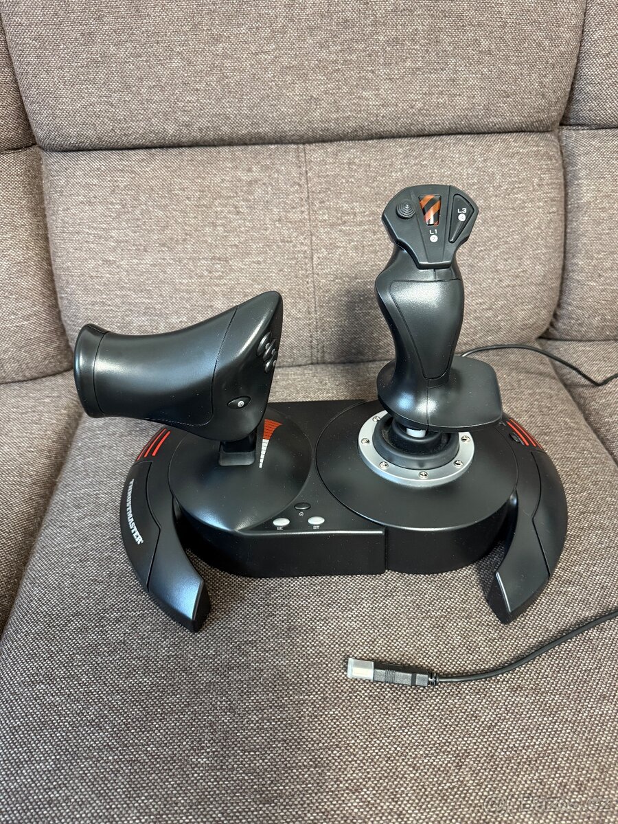 Joystick Thrustmaster T-FLIGHT HOTAS X