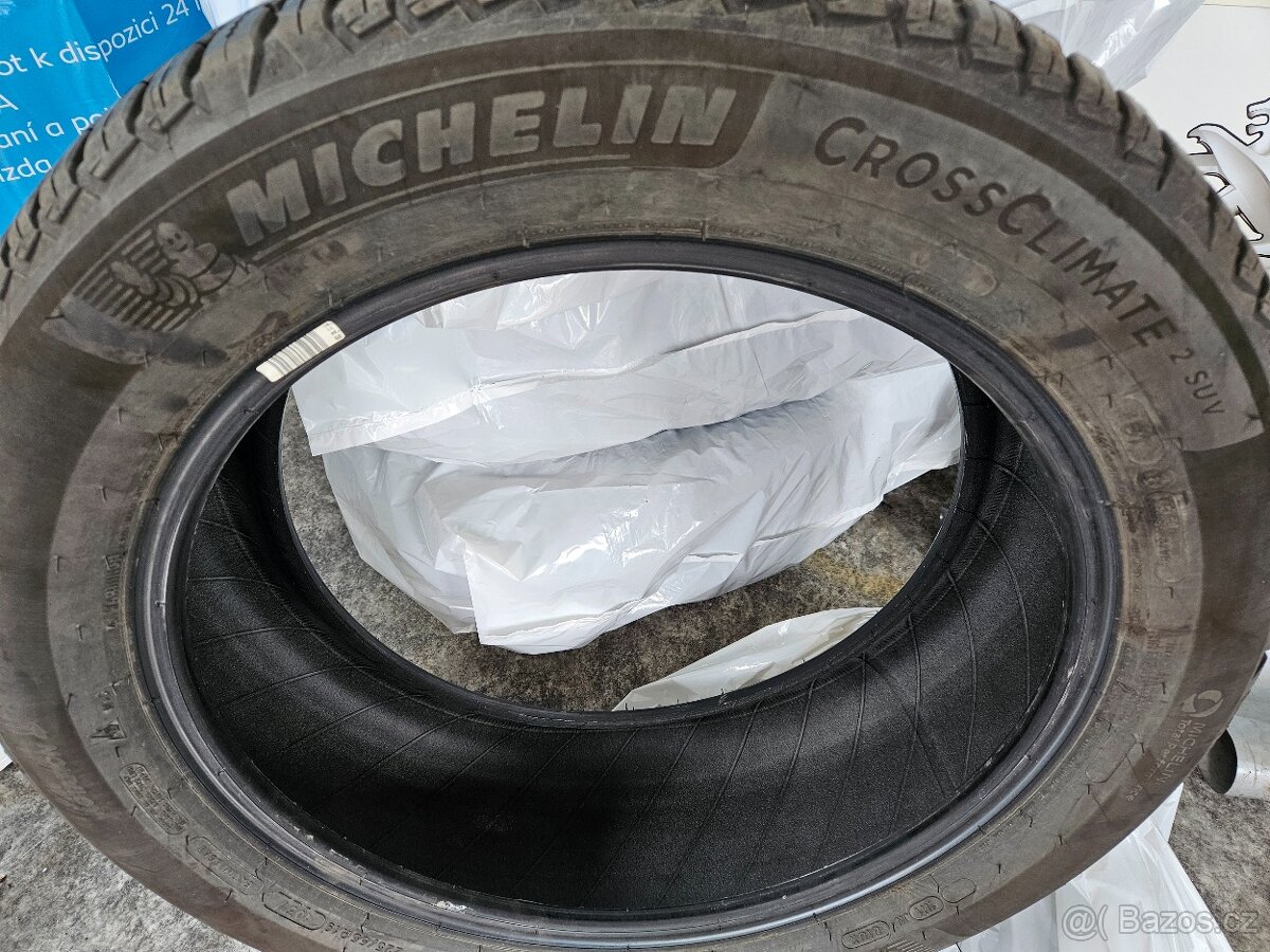 Celoroční pneu MICHELIN CROSSCLIMATE 2 SUV