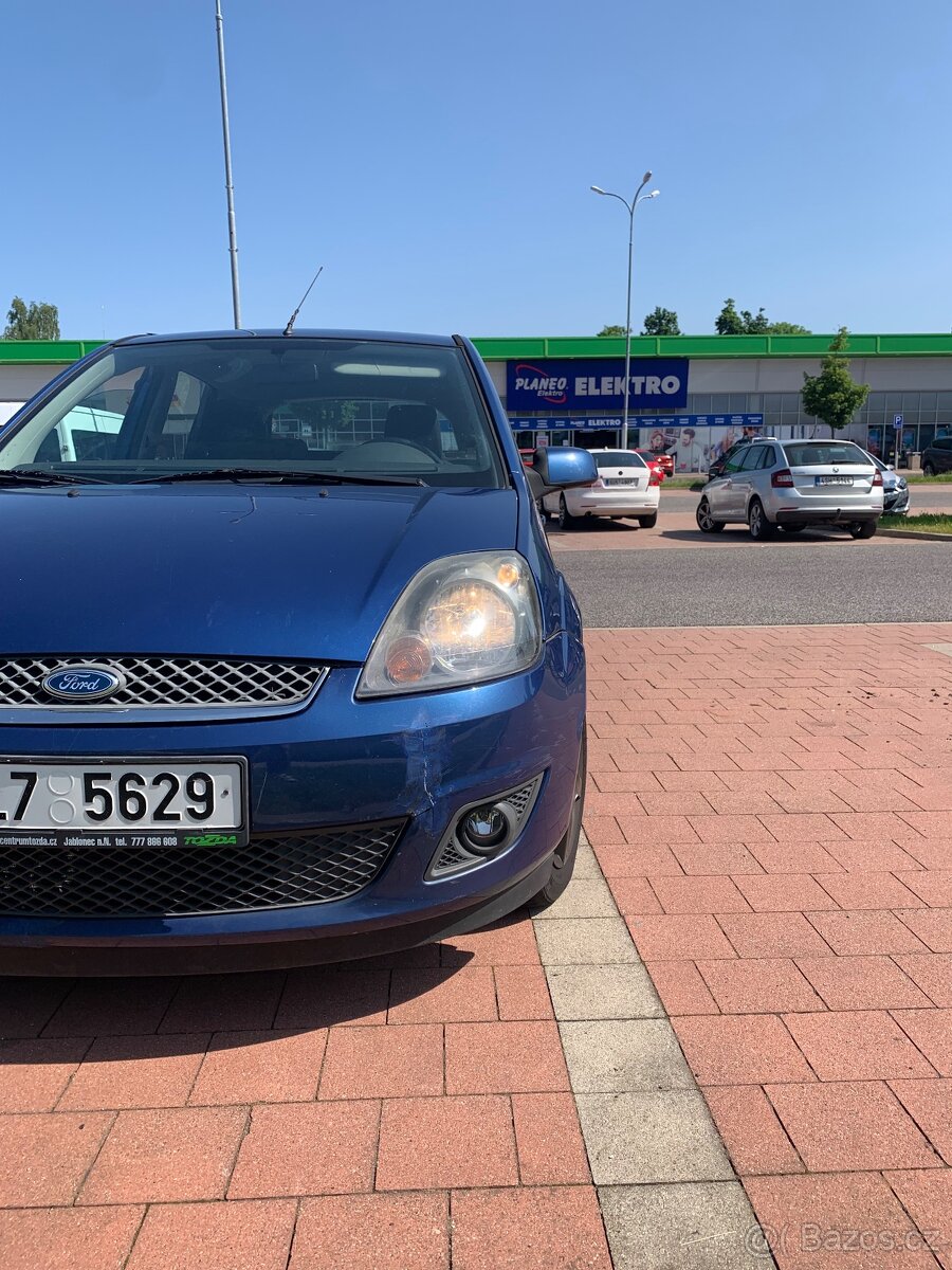 Ford fiesta 116000 najeto