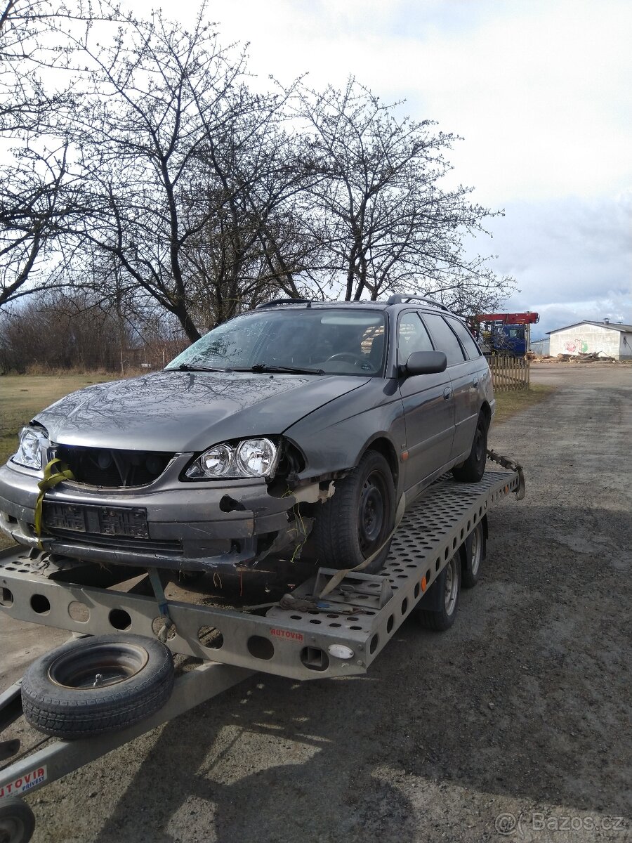 Toyota Avensis kombi 1,8 VVTi
