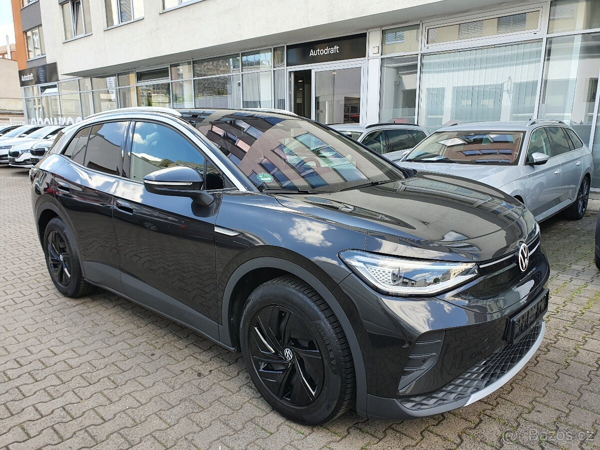 VW ID.4 Electric 49tkm ACC Ambient Full LED Tažné Keyless