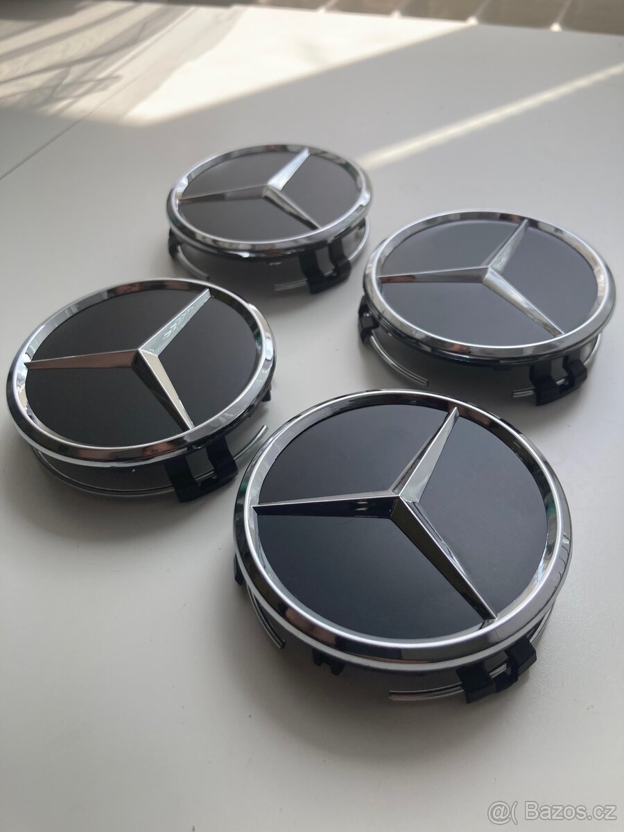 Středové pokličky Mercedes-Benz černé, hvězda
