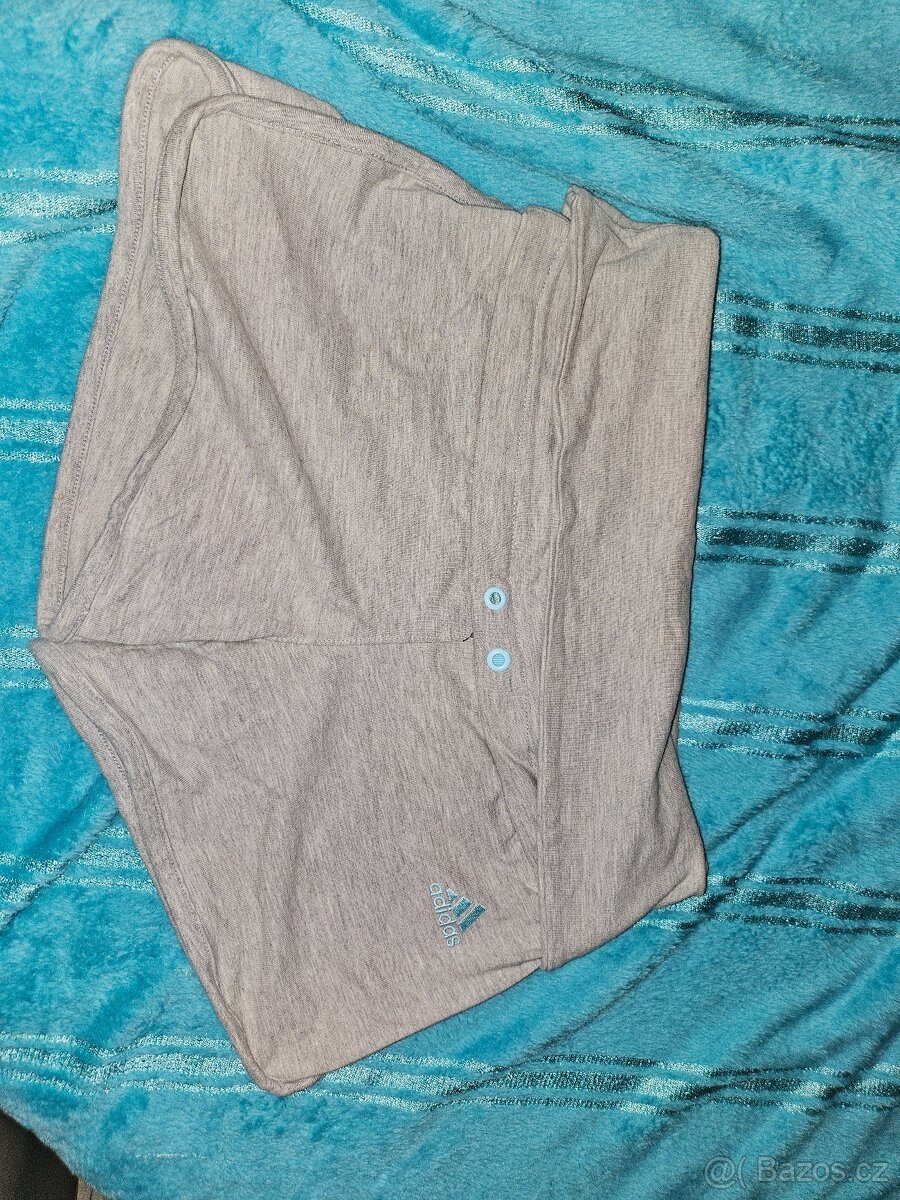 Adidas šortky vel. 152