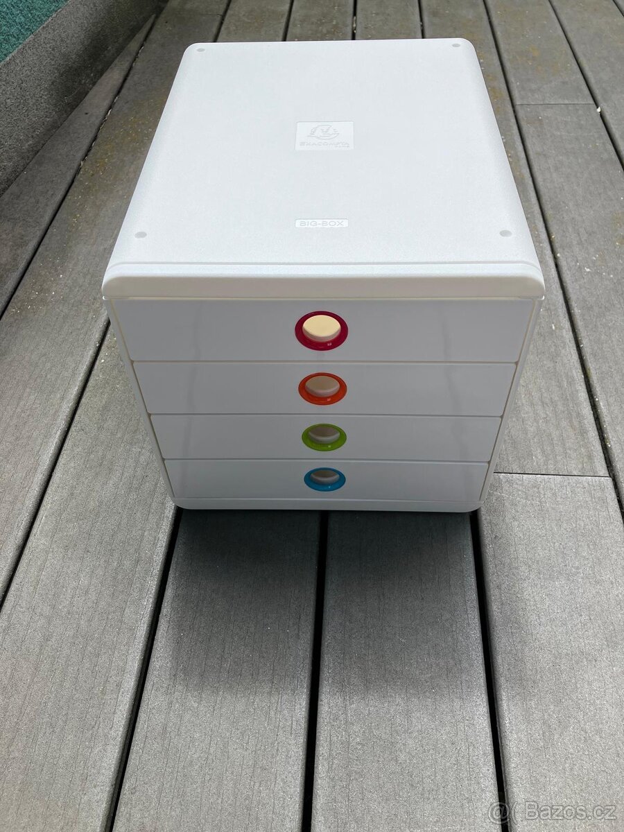 Zásuvkový box SEVT