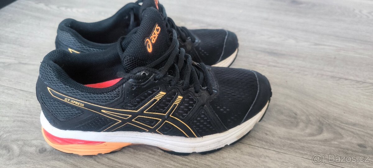 Tenisky Asics 37