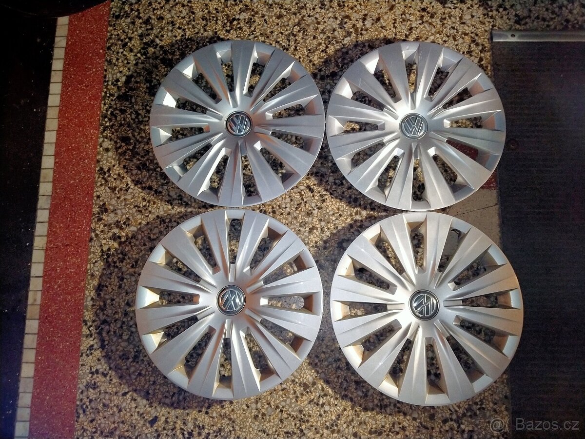 Poklice r 15 originál Volkswagen