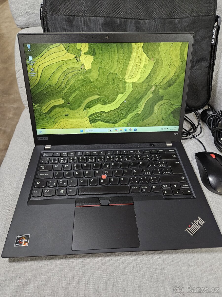 Fungl nový  Lenovo T495 Notebook