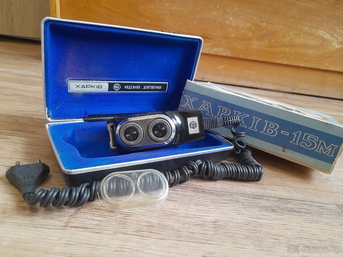 Charkiv 15M - Dvojhlavý holicí strojek