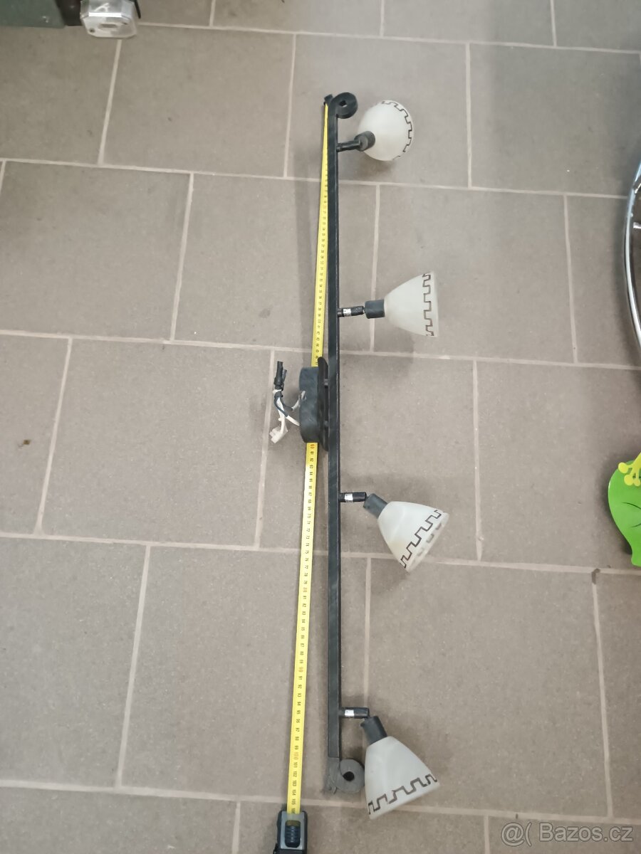 Stropní svítidlo, lustr, bodovky