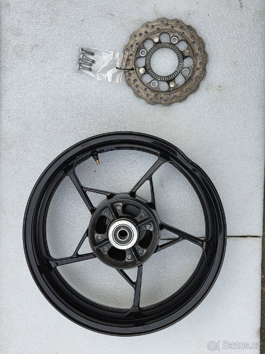 Kolo Kawasaki Z650