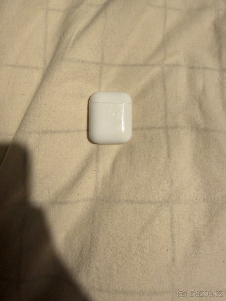 Apple AirPods case