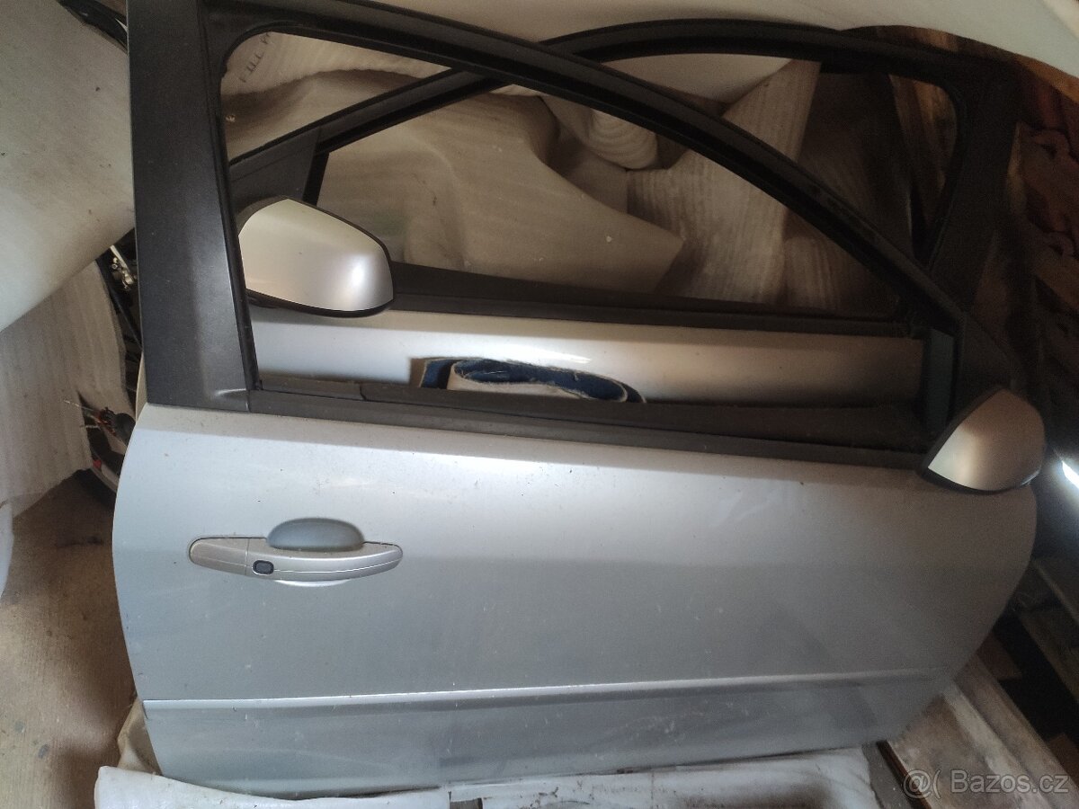 Prodám dveře Ford Focus mk2