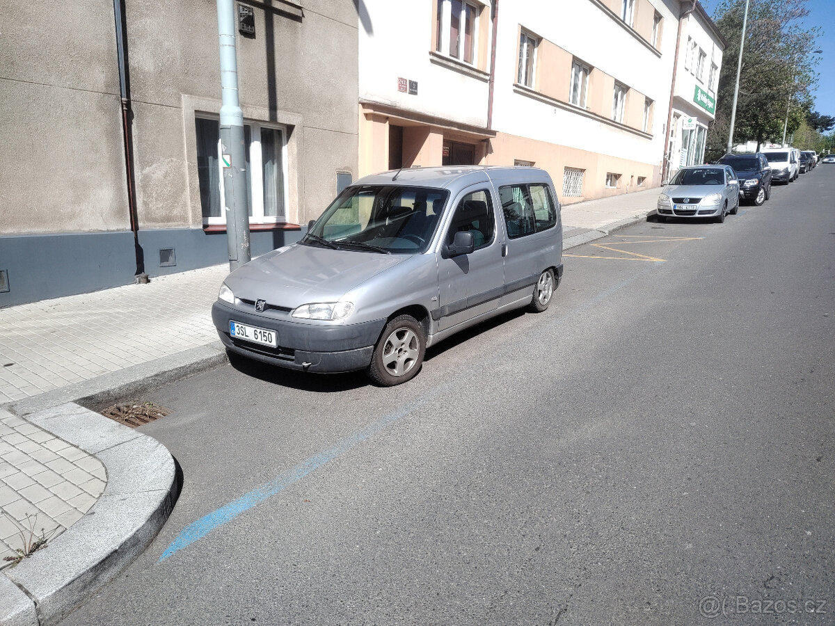 Peugeot Partner 1.8 1999 - na opravu nebo ND