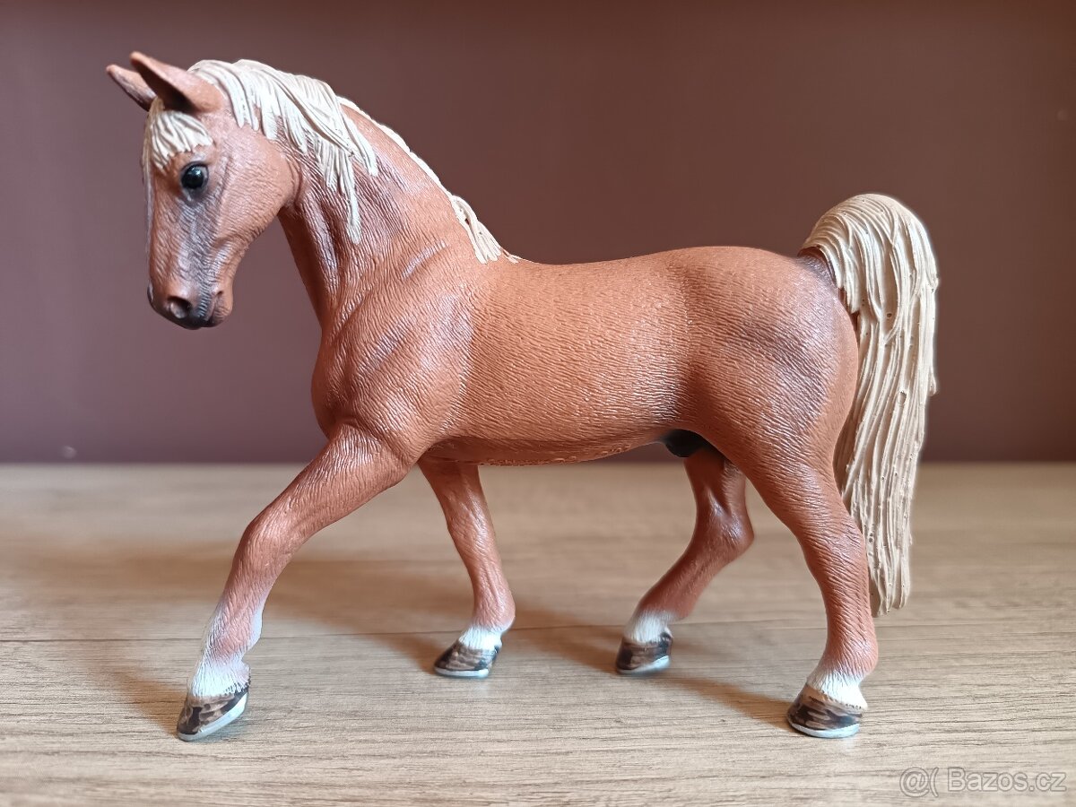 SCHLEICH SBĚRATELSKÉ FIGURKY KONĚ 168