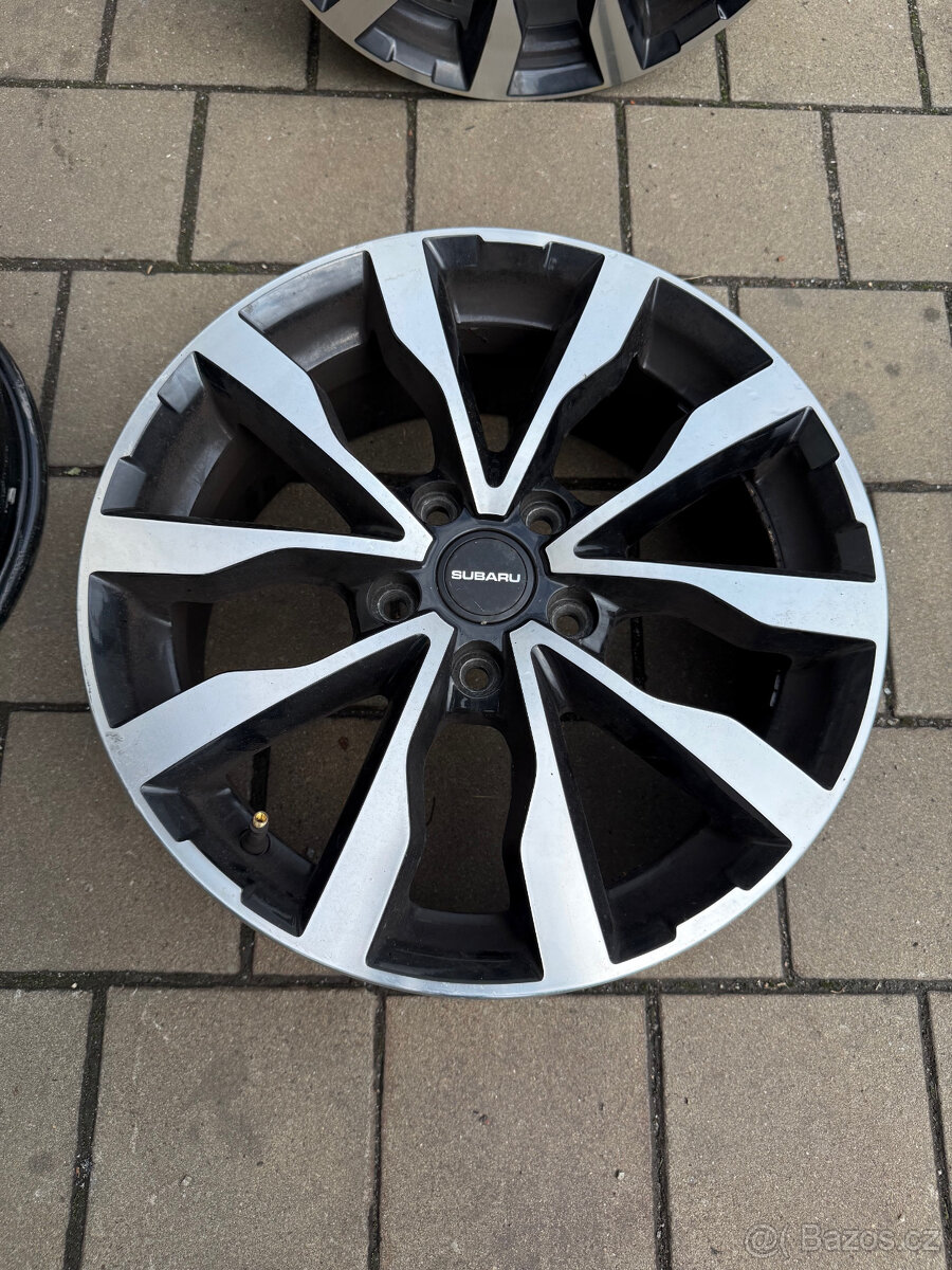 Alu disky Subaru Levorq 17