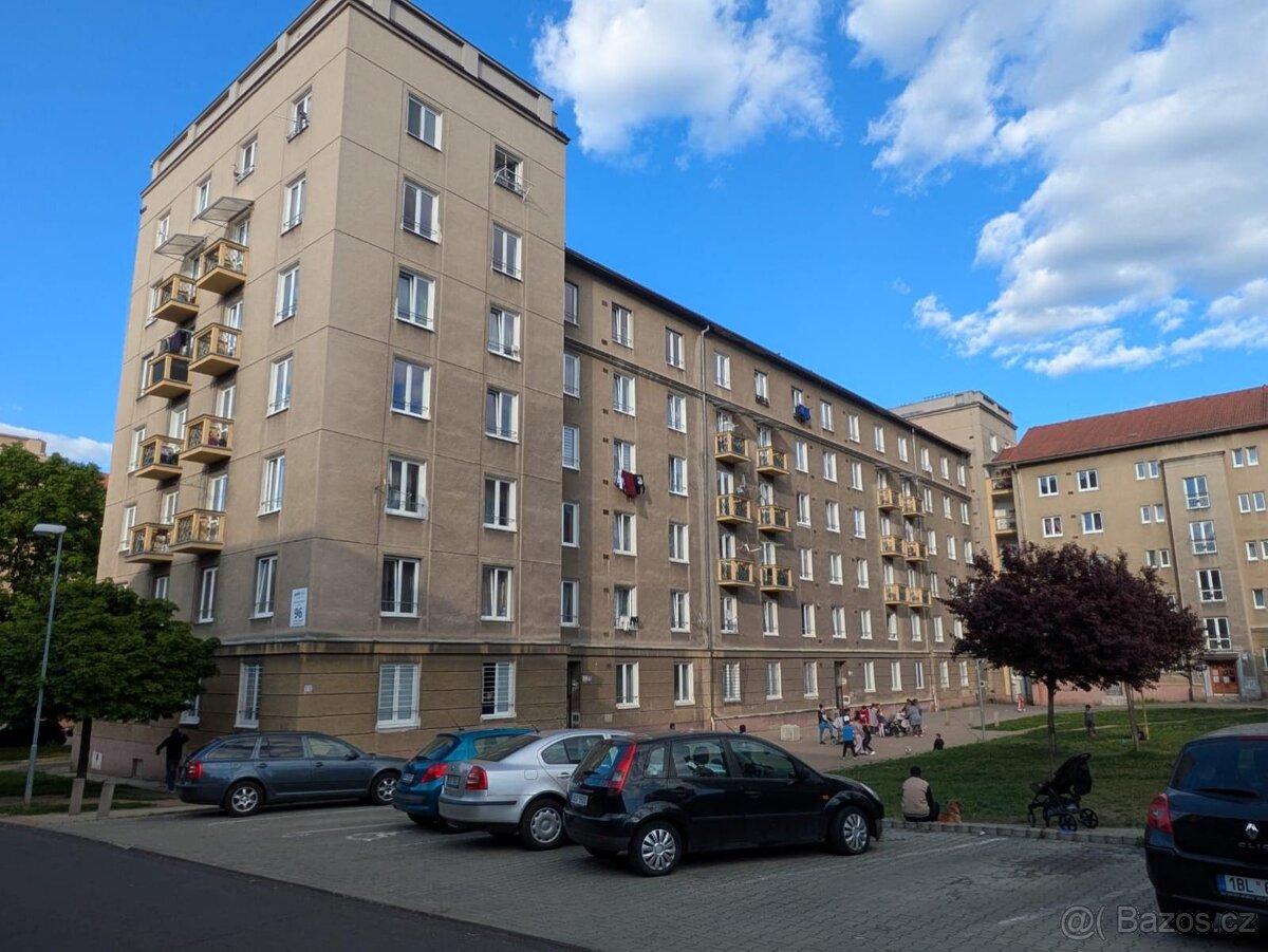 Pronájem bytu v OV 2+1, 50,5 m2, tř. Budovatelů 2390, Most