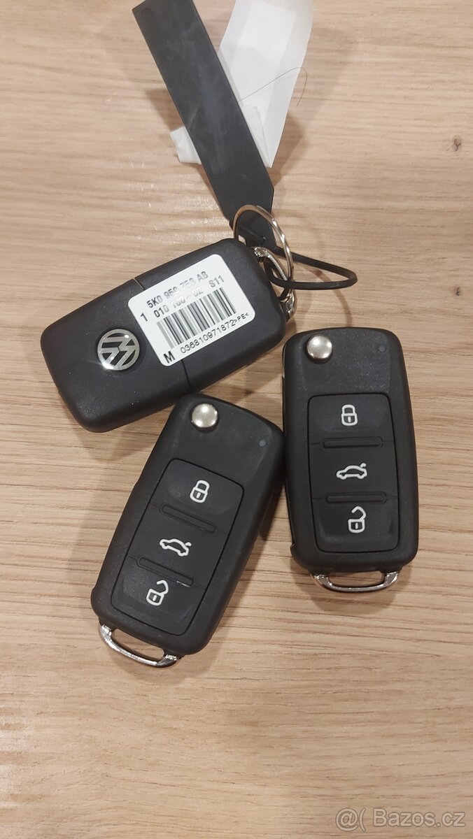 Volkswagen original klíč 5K0959753ab