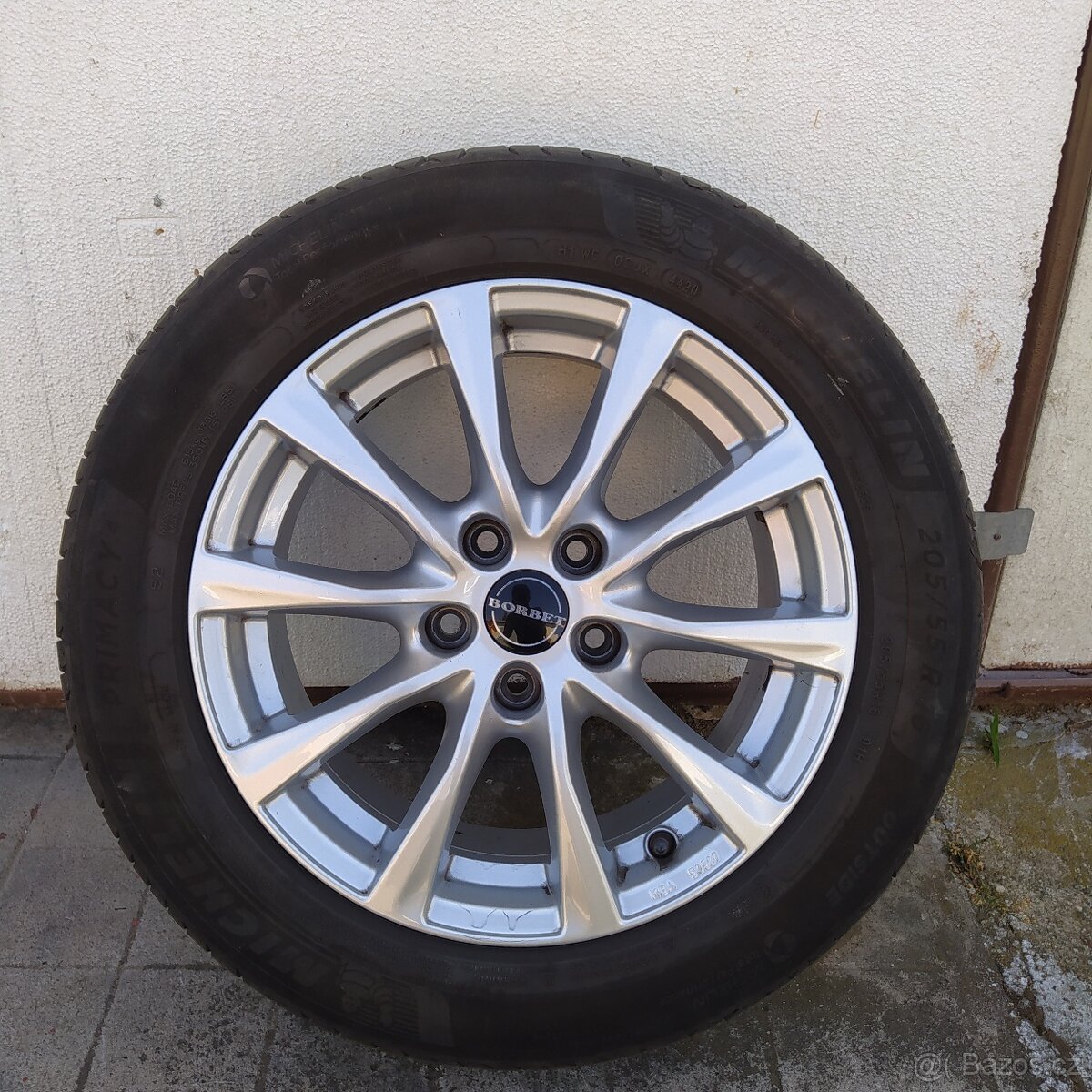 4 ks Alu kola 16" 4 ks.letní pneu Michelin 205 /55 R 16