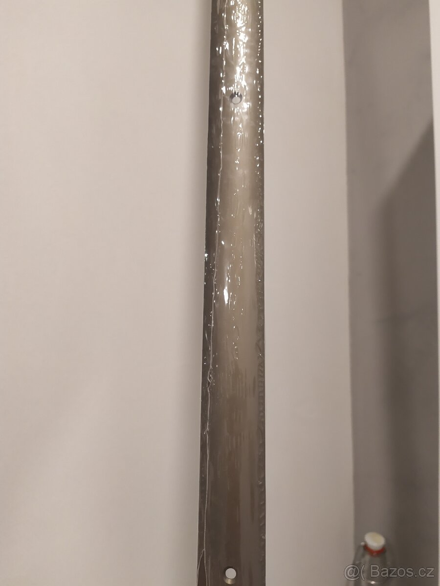 Přechodová lišta šroubovací, nová, 1.7 m, barva champagne