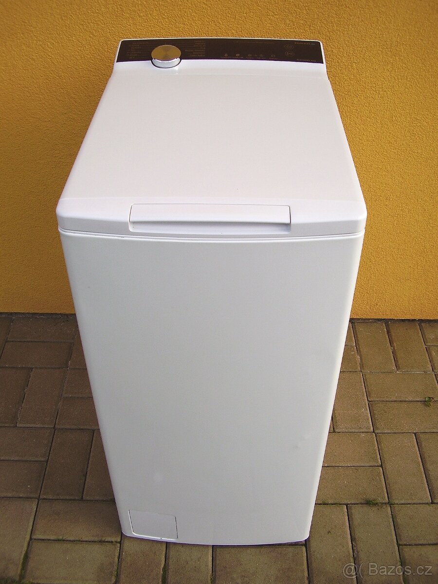 Pračka PHILCO s vrchním plněním