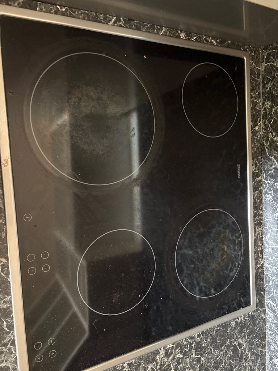 Zanussi sklokeramicka deska varna