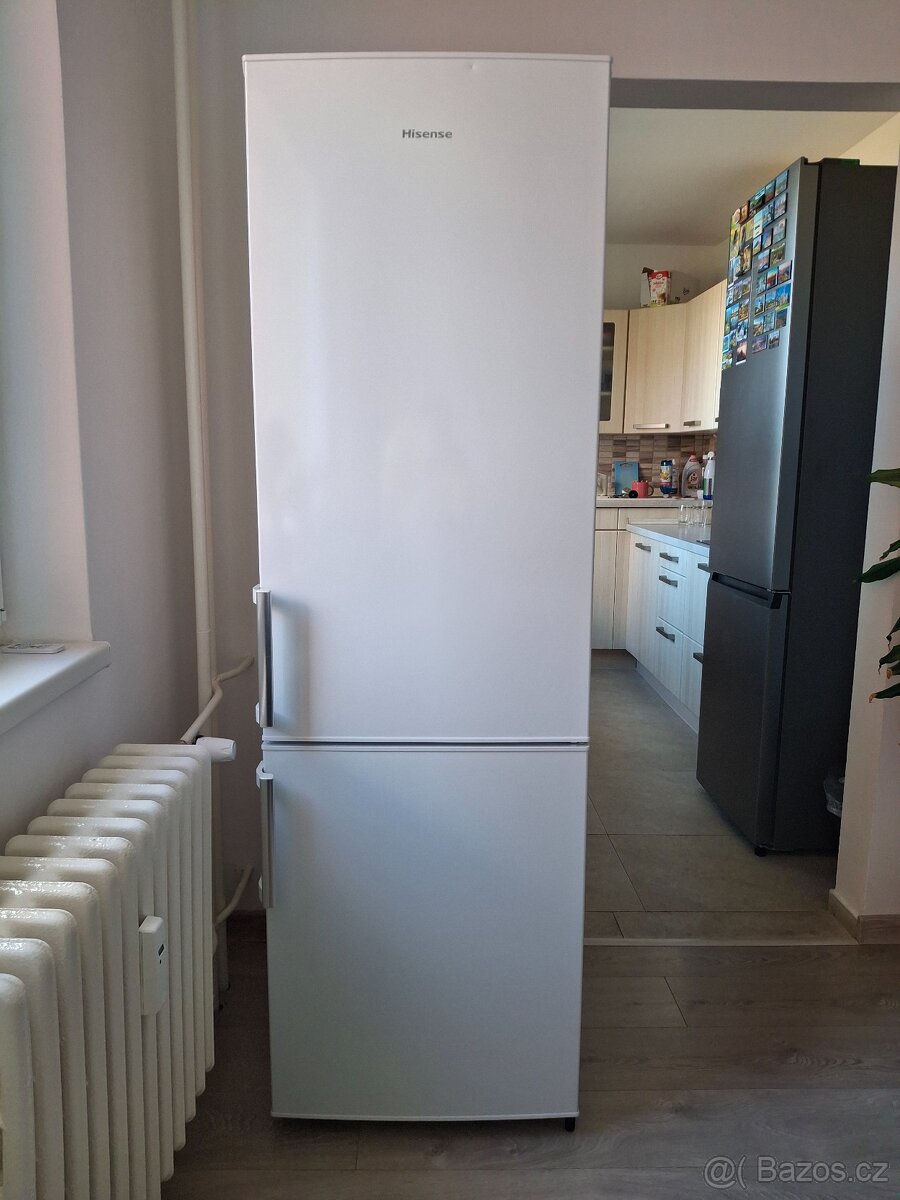 Kombinovaná lednice Hisense RB343D4AW1