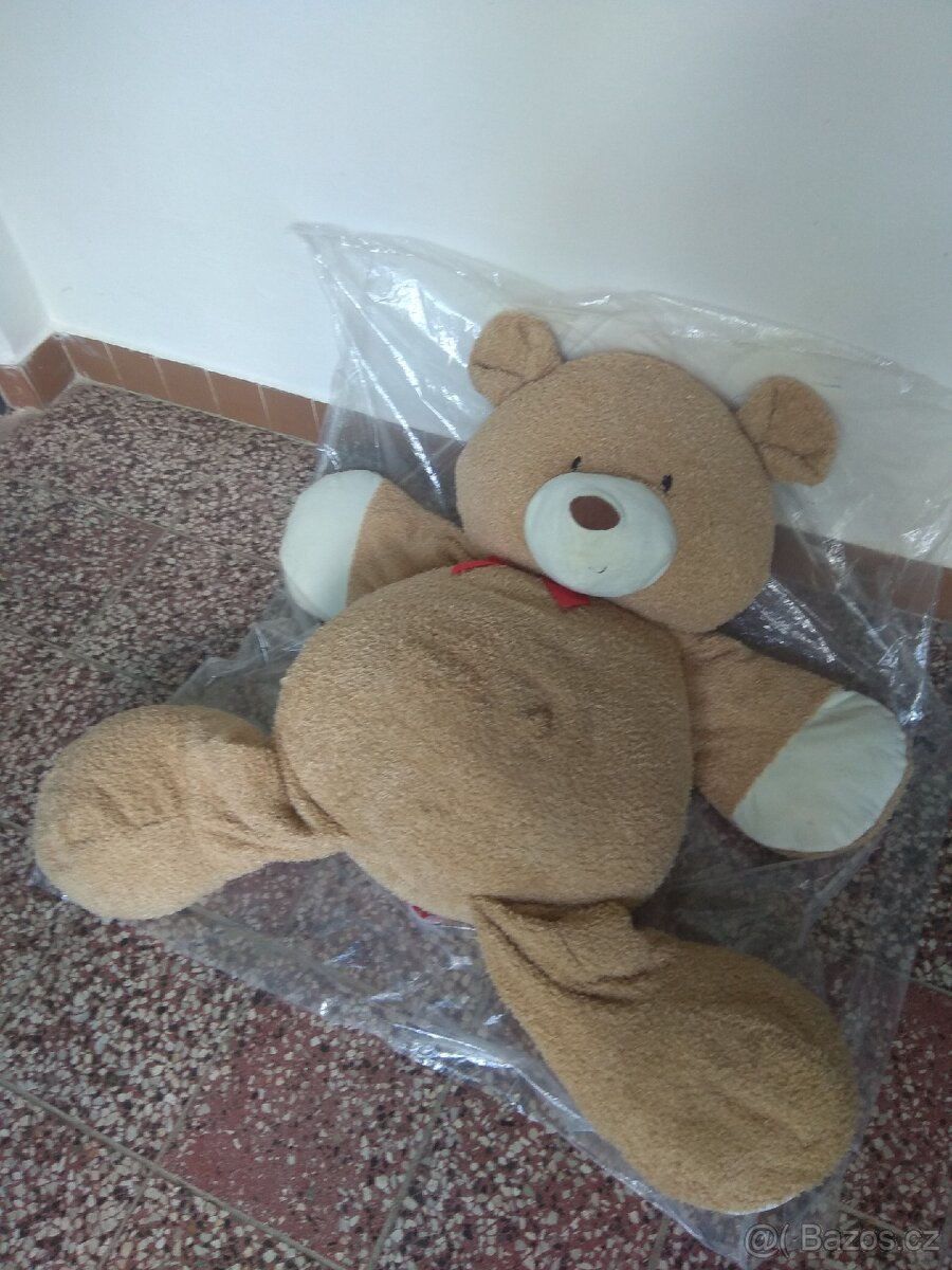 Plyšák velký medvěd 1m
