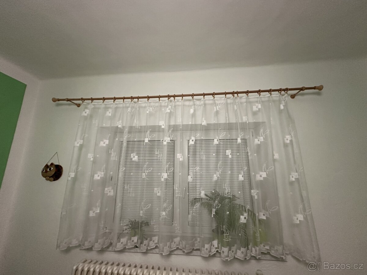 Prodám - Tyč na záclonu