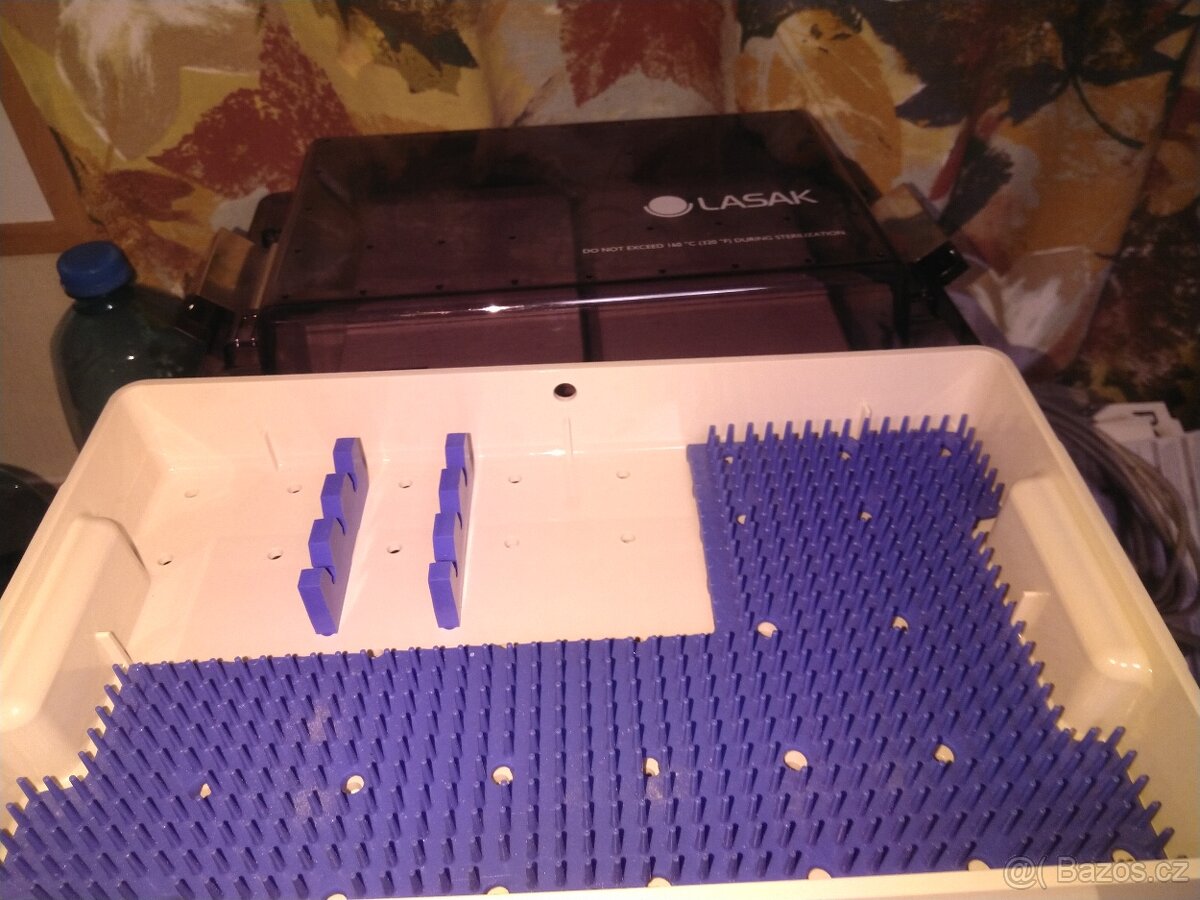 Dezinfekční box plastový