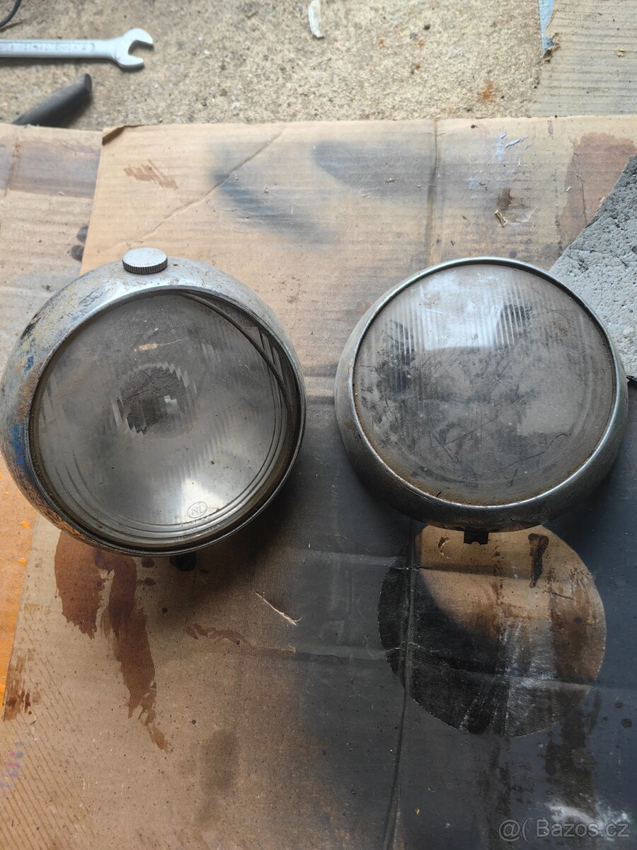 Jawa panelka světla