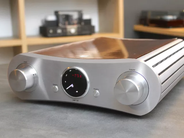 AMP-150 AE Gatoaudio integrovaný zesilovač