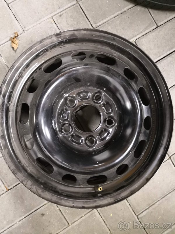 Prodám nová plechová kola na Mazdu