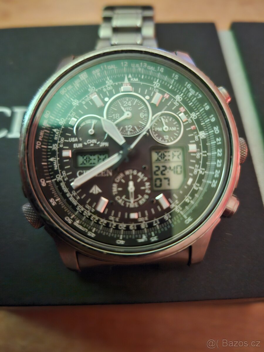 Luxusní hodinky Citizen promaster pilot .