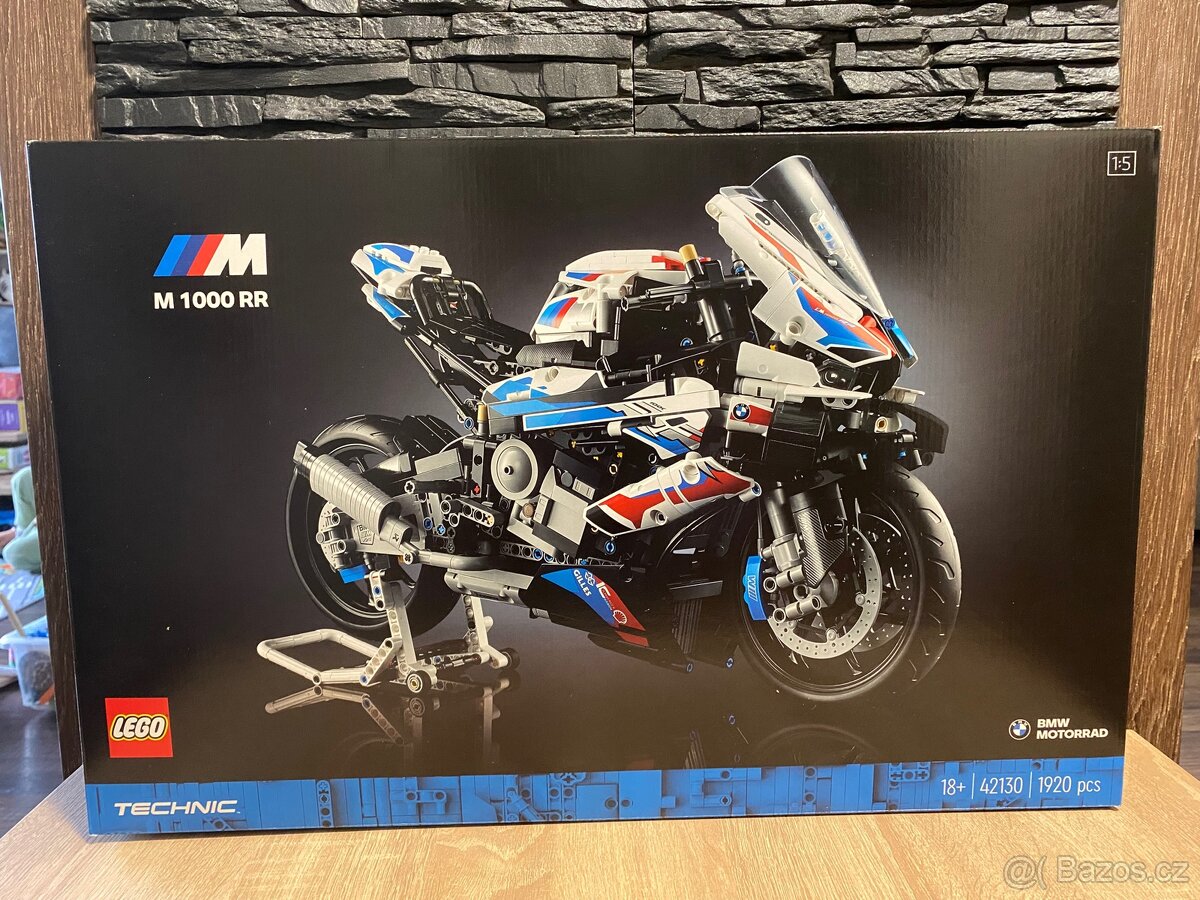 LEGO® Technic 42130 BMW M 1000 RR