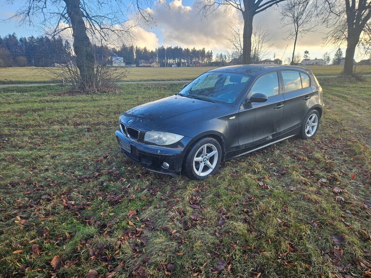 Prodám BMW 120D ,rok vyroby 2007 výborný motor, neponičeny i