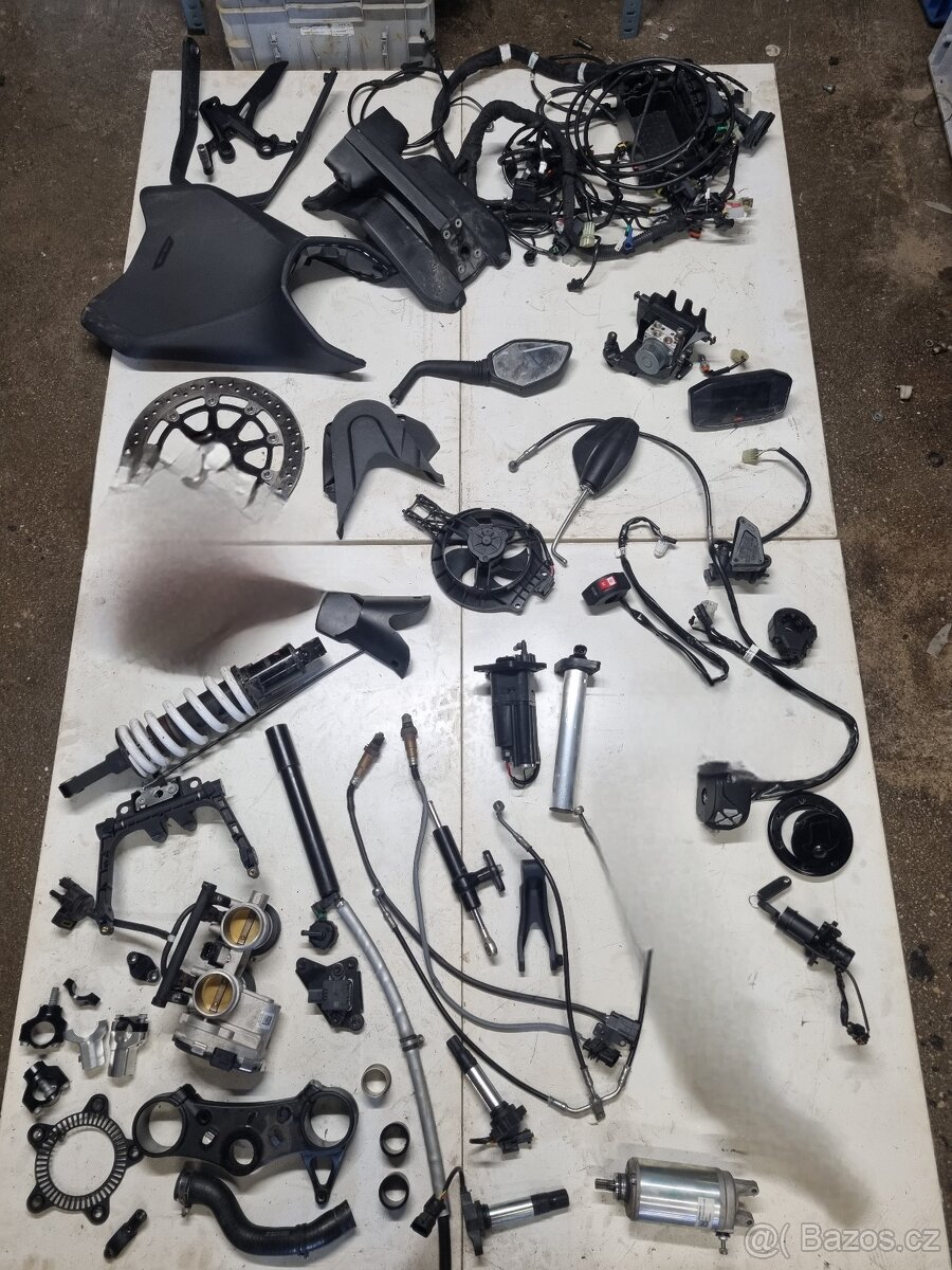 Ktm duke 790 890 díly