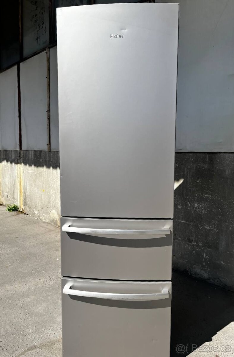 Francouzská lednice Haier 200 cm Pouzita